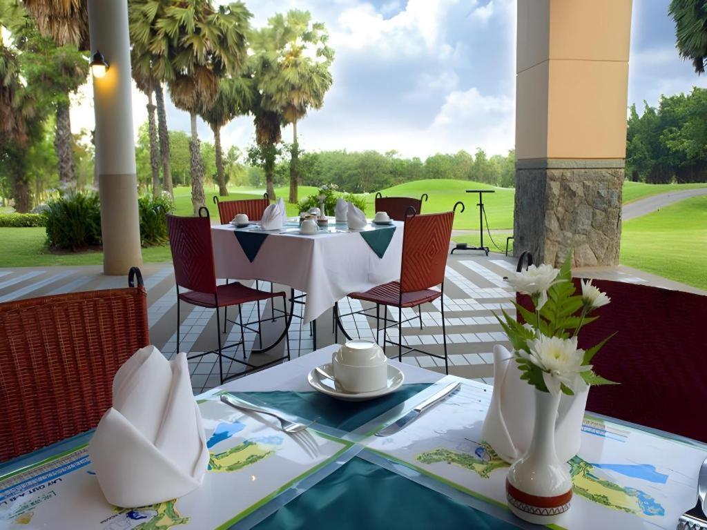 Lake View Hotel And Golf Club Хуахін Екстер'єр фото