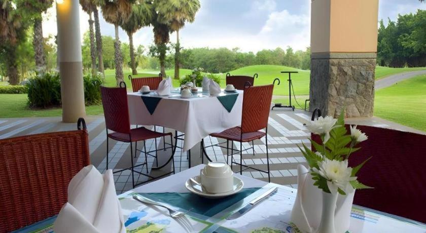Lake View Hotel And Golf Club Хуахін Екстер'єр фото